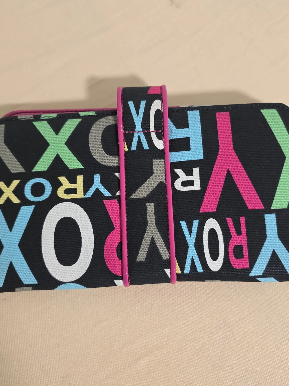 Roxy Black & Blue Patterned Wallet Clutch with Pink Trim